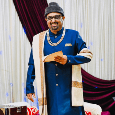 Live ghazal singer performing on stage – Rang-E-Mohabbat