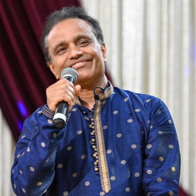 Rang-e-Mohabbat male singer performing ghazal live