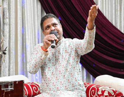 Rang-e-Mohabbat male ghazal singer performing live with microphone