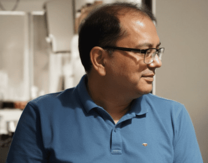 Audience enjoying live music event – Rang-E-Mohabbat