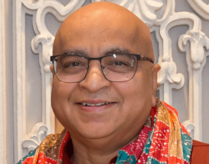 Senior artist portrait from cultural event – Rang-E-Mohabbat